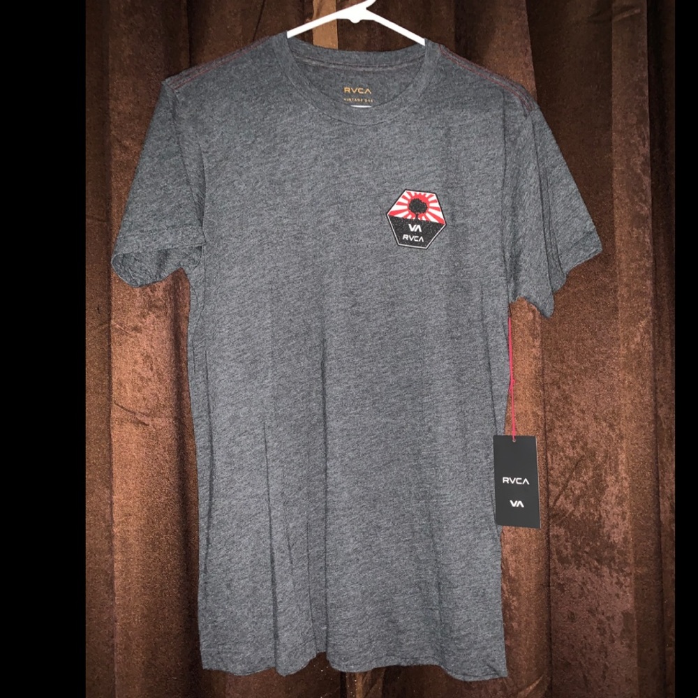 RVCA Tee 🔥🔥🔥